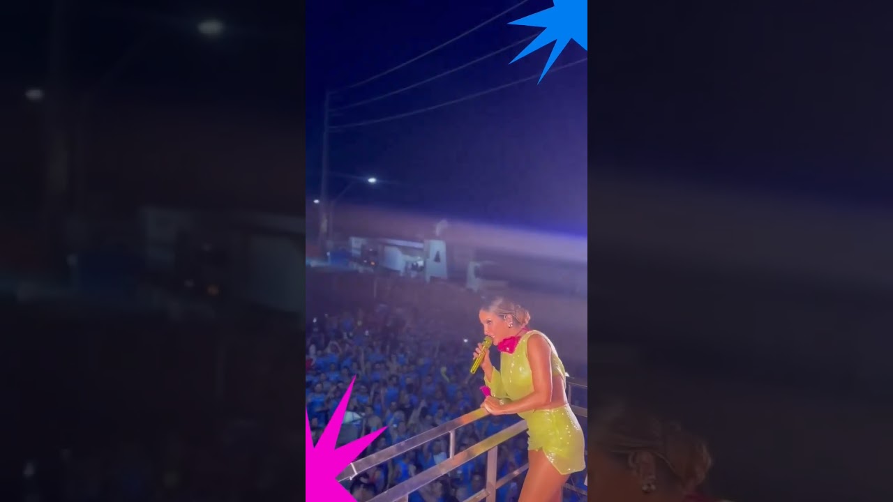 Claudia Leitte canta "Dokolê" no "Fortal" 2023. 