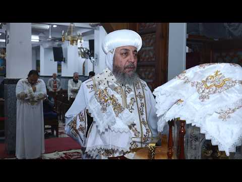 القداس الالهي نيافة الانبا انيانوس اسقف البهنسا وبنى مزار 