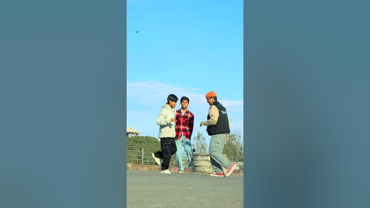 London Thumakda With Our Dad | Aayush & Abhay | Om #shorts #viral #asquarecrew #trending