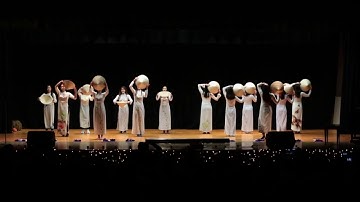 VSA at UVA Tet Show 2019 Girls Traditional