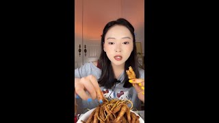 🔴 LIVE: Cozy Chinese Girl Eat & Talk ASMR | Gentle Mukbang, Smile & Chatter Vibes screenshot 3