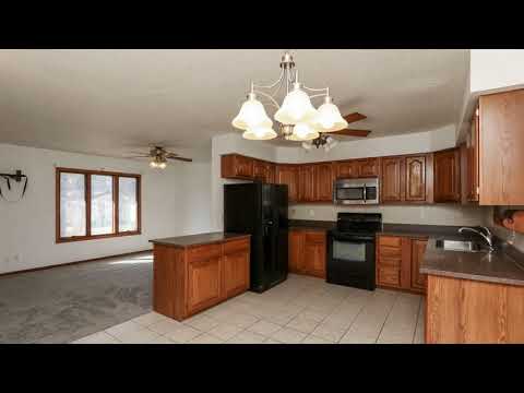 205 Columbia St, Carlisle, IA home video tour
