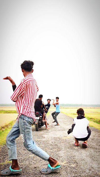 Bhauji ke laika bole la tenge tenge 😂 #dance #viralsong #pleaseshare #shortsvideo #dance