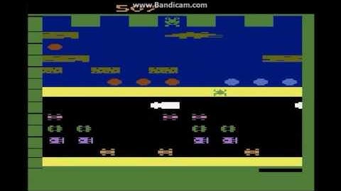 Frogger (Atari 2600) Gameplay