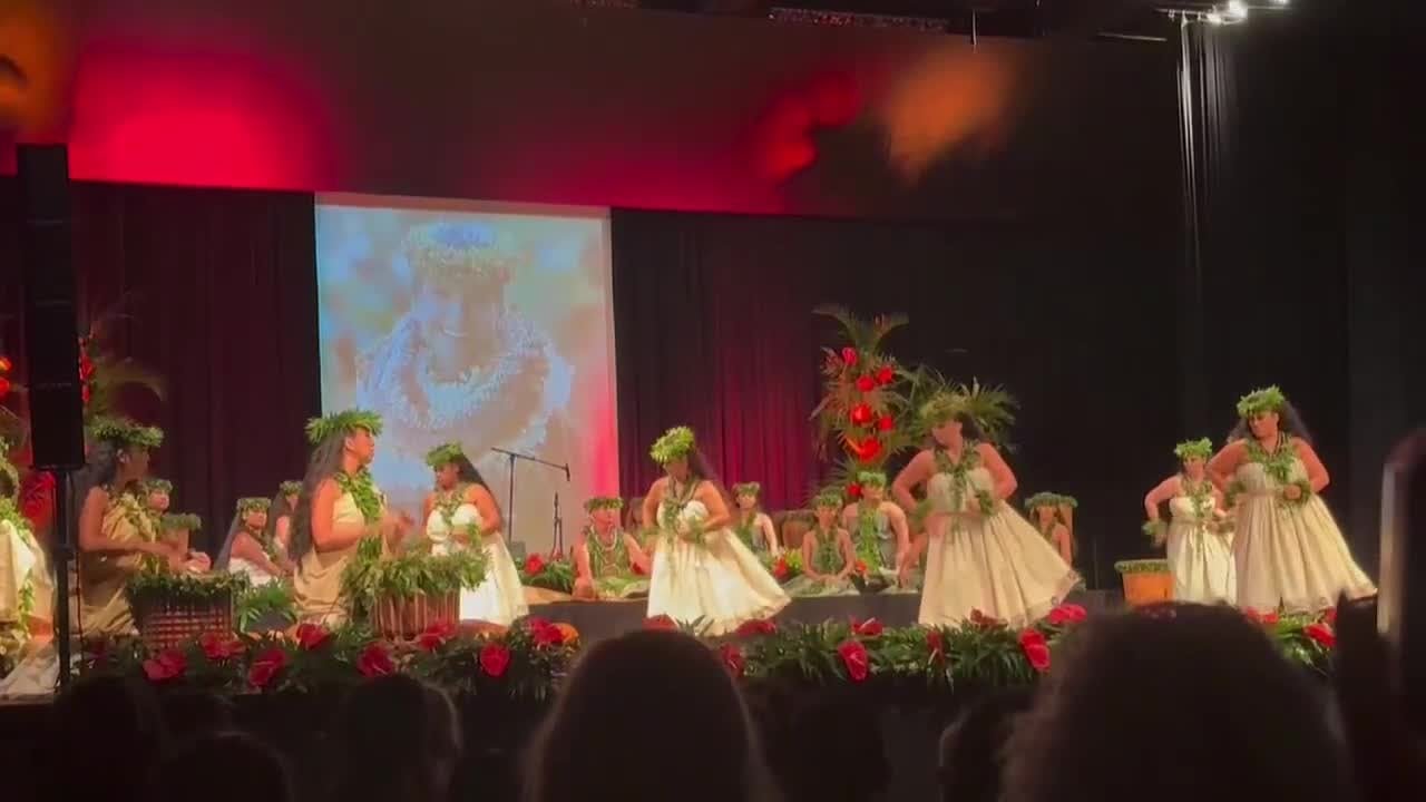 Kauai halau honors beloved late kumu as daughter takes on new role