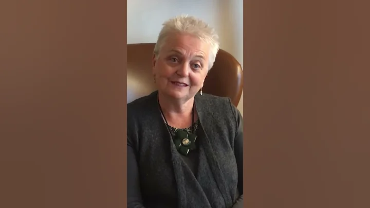 Soroptimist International President 2015-2017 Yvon...