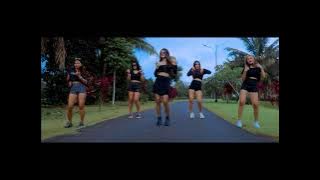 HELLO HATERS - Michelle Wanggi