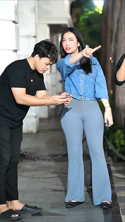 PRAMUGARI CANTIK KESAL#prank #jokerprank #funnyshorts #shorts