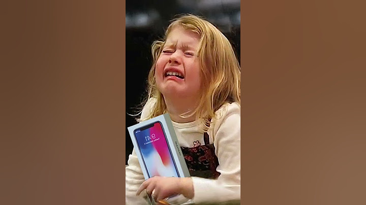Sie WEINT wegen WEIHNACHTSGESCHENK