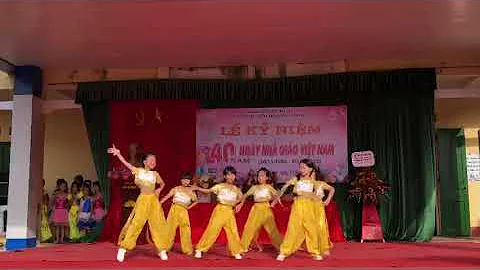Con gi xinh p