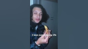 Nobody was in the clouds in the making of this video #2023 #2024 #high#teenagers #pizza