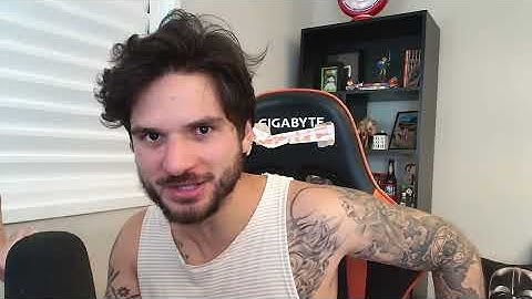 NO FUNDO DO OCEÂNO DO RAFT EU ENCONTREI O TERROR... O TUBARÃO RINOCERONTE!