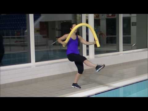 Video: Aqua Aerobics Rau Kev Noj Qab Haus Huv Thiab Poob Phaus