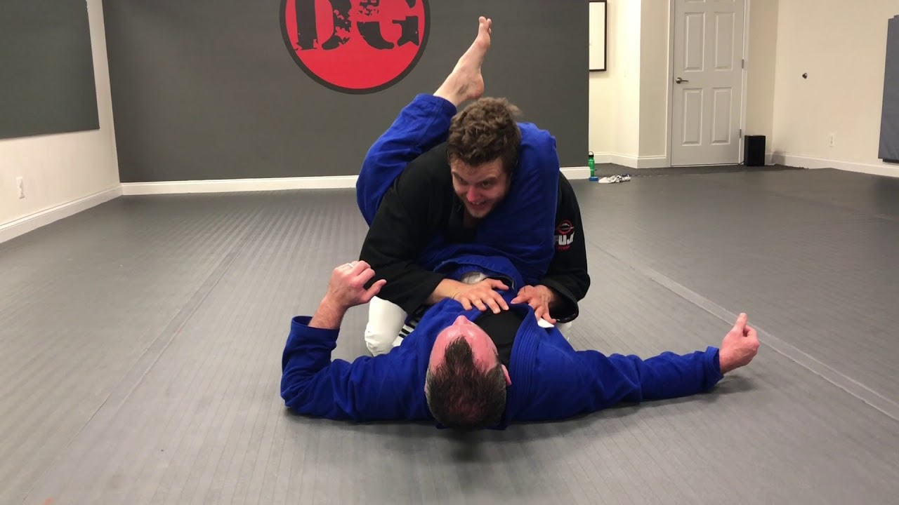 DGBJJ TP Triangle escape HR - YouTube