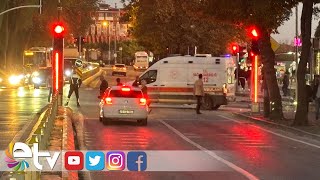 Motosi̇klet Refüje Çarpti: 2 Yarali