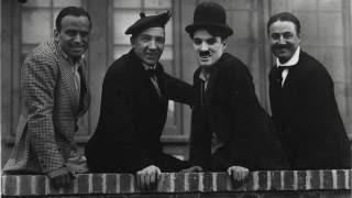 Harry Lauder visits Charlie Chaplin Studios - Behind the Scenes Archival Footage
