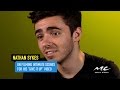 Capture de la vidéo Nathan Sykes On His Steamy "Give It Up" Video