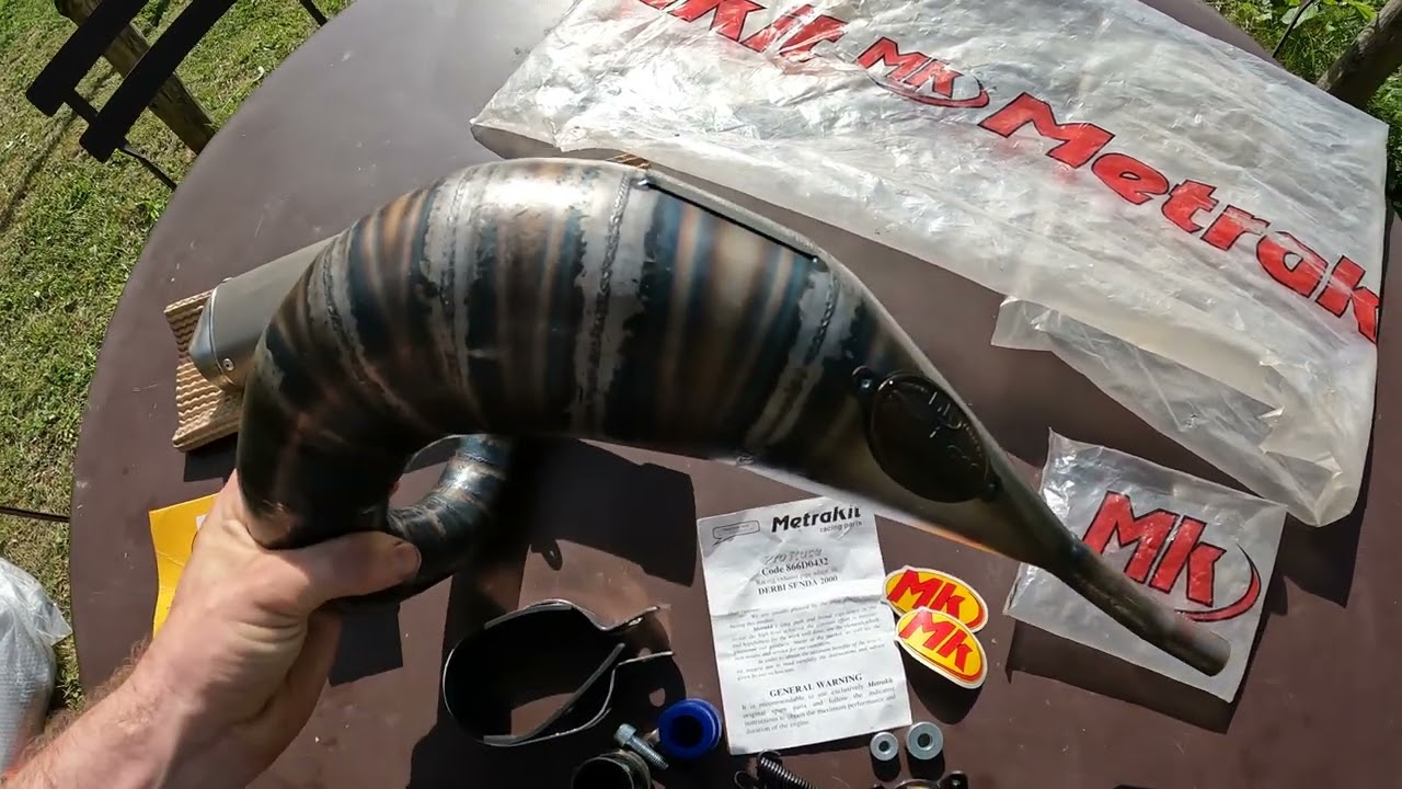 Titou-run-48 // Collection : Pot Metrakit Pro Race 2 passage haut pour Derbi !