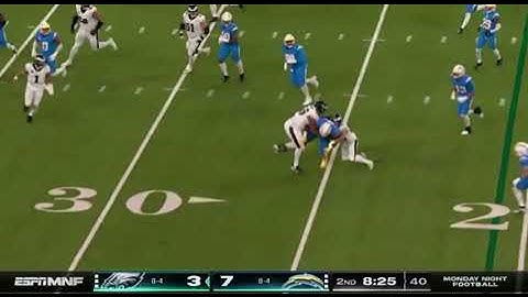 INT - FR - Fumble 🤣 He lost 4 FF points in 3 seconds haha rough night for Jaylen