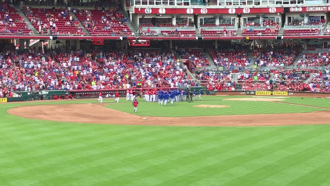 Cubs and Reds benches clear. 5/19/18 YouTube