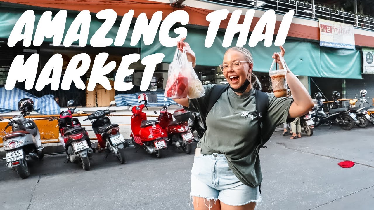 discount store คือ  2022 Update  I found an AMAZING THAI STREET FOOD MARKET! (Chiang Rai to Chiang Mai Bus) 🇹🇭