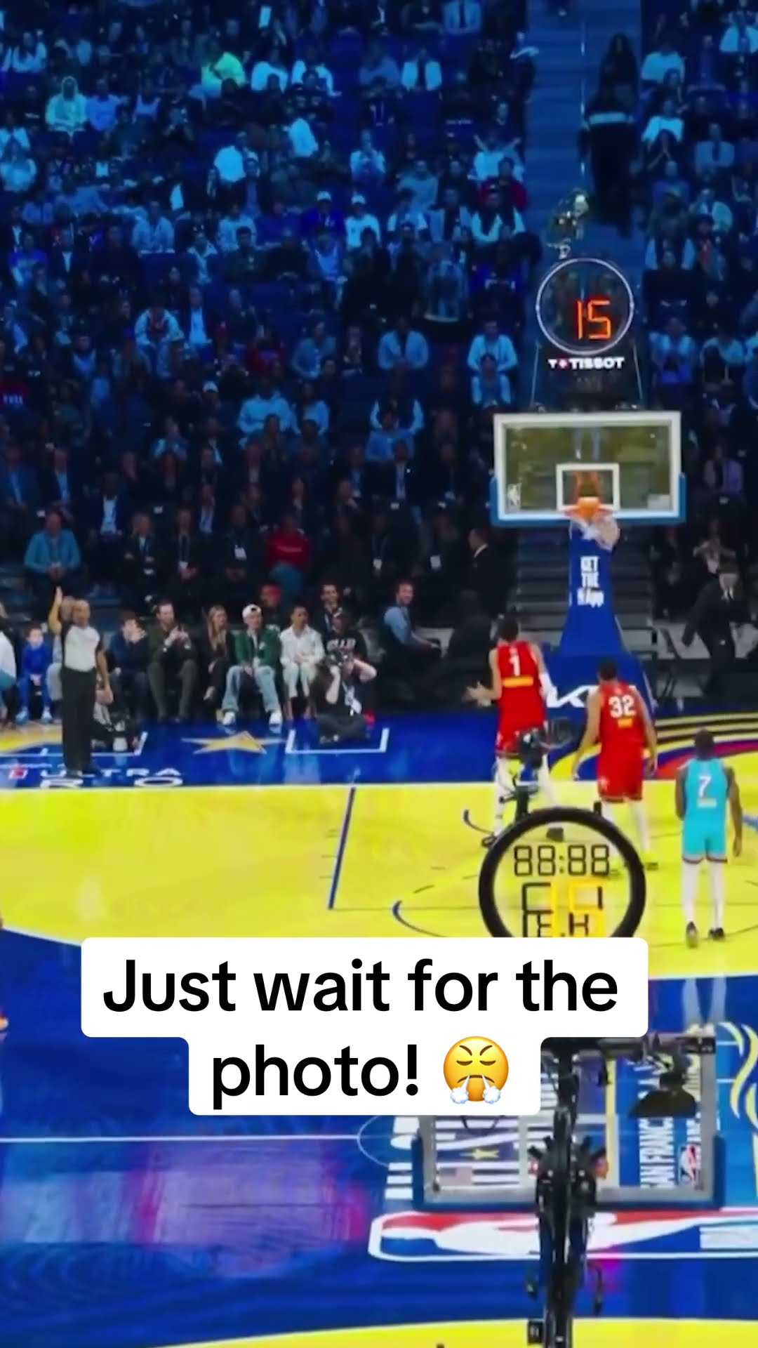 This photo is cold ? (via Warriors)