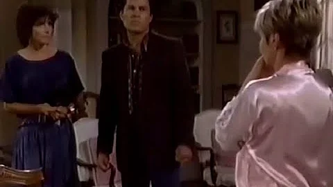 Cruz & Eden's scene - Sophia meets the real Suzann...