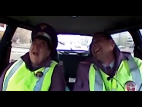 СОТРУДНИКИ ДПС ОСТАНОВИЛИ ТРАНСВЕСТИТА / УФА / ГАИШНИКИ ПЛАКАЛИ ОТ СМЕХА
