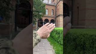 Шикарна архітектура! Трьох-Святительська церква ПЦУ, Чернівецький національний університет. ✅