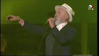 Video thumbnail of "Dino Merlin - Mjesečina (Sarajevo 2017)"