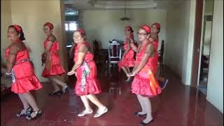 Kiss me, kiss me by: Sarah Geronimo (DC By: Senior Citizens PH)