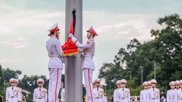 Lễ treo cờ rủ Quốc tang Chủ tịch nước Trần Đại Quang