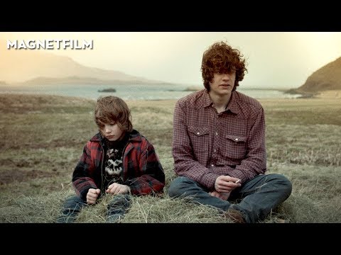 whale-valley-|-a-short-film-by-guðmundur-arnar-guðmundsson