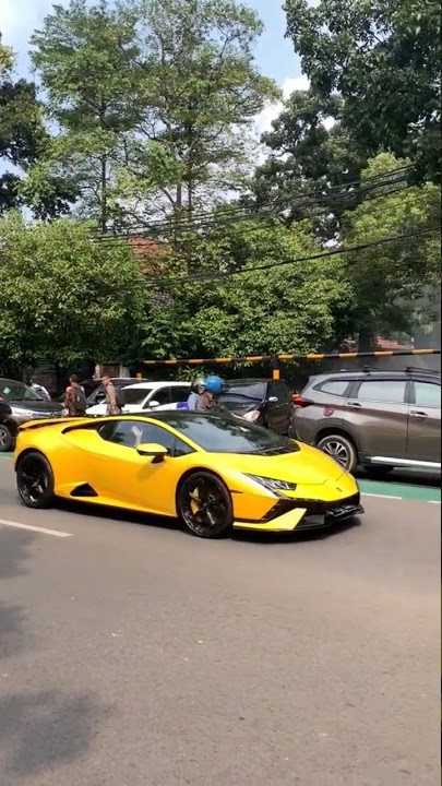 lamborghini huracan technica pertama di indonesia #mobilsport #lamborghini #huracan