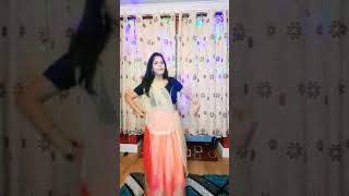 Mehendi // Dance Cover// Dhvani Bhanushal // Garba Dance