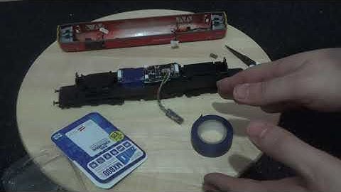 DCC Fitting Guide | Zimo MX600R 8 Pin Decoder Into A Hornby DCC Ready Model Train | Tutorial HD