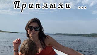 День рождения подруги. Поездка на «Дачу». Съёмки на ТВ. И все это в Петербурге