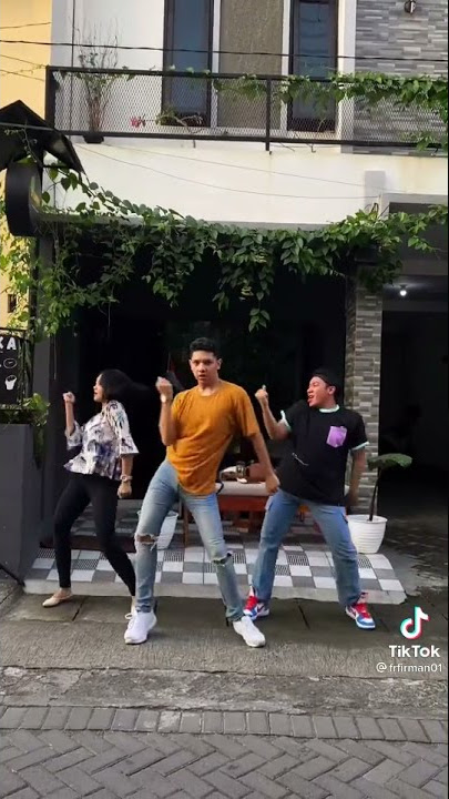 Viral dance Tik Tok | ambyar people | haruskah aku mati | happy asmara #storytime #shorts