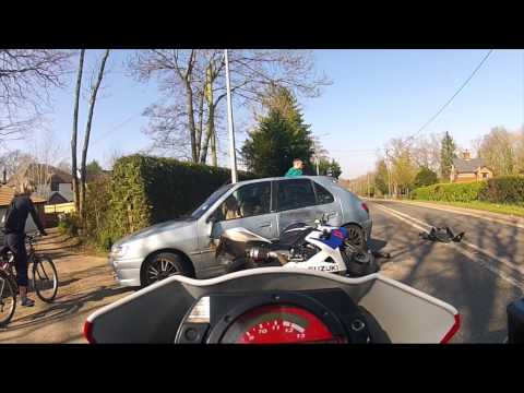 Suzuki GSXR Motorcycle crash - SMIDSY