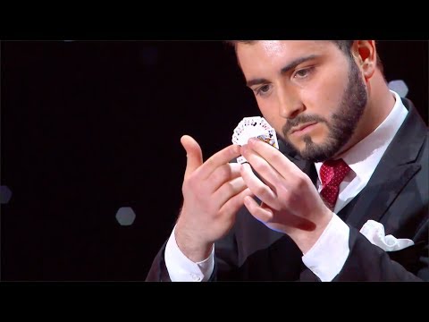 Sos Petrosyan Junior - Magie Cartes  / Le Plus Grand Cabaret Du Monde