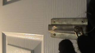How to Unlock a Door in case of an Emergency! | Nextraker