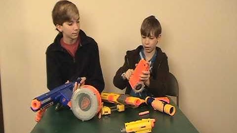 Raider CS-35 vs Alpha Trooper CS-18 - Nerf Socom VS