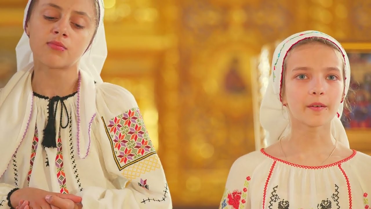 Ansamblul folcloric Crăițele - A bătut la ușa ta cineva