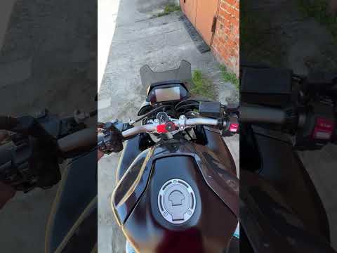 Видео: Yamaha MT10 первое знакомство с мотоциклом #yamaha#MT10#обзормото