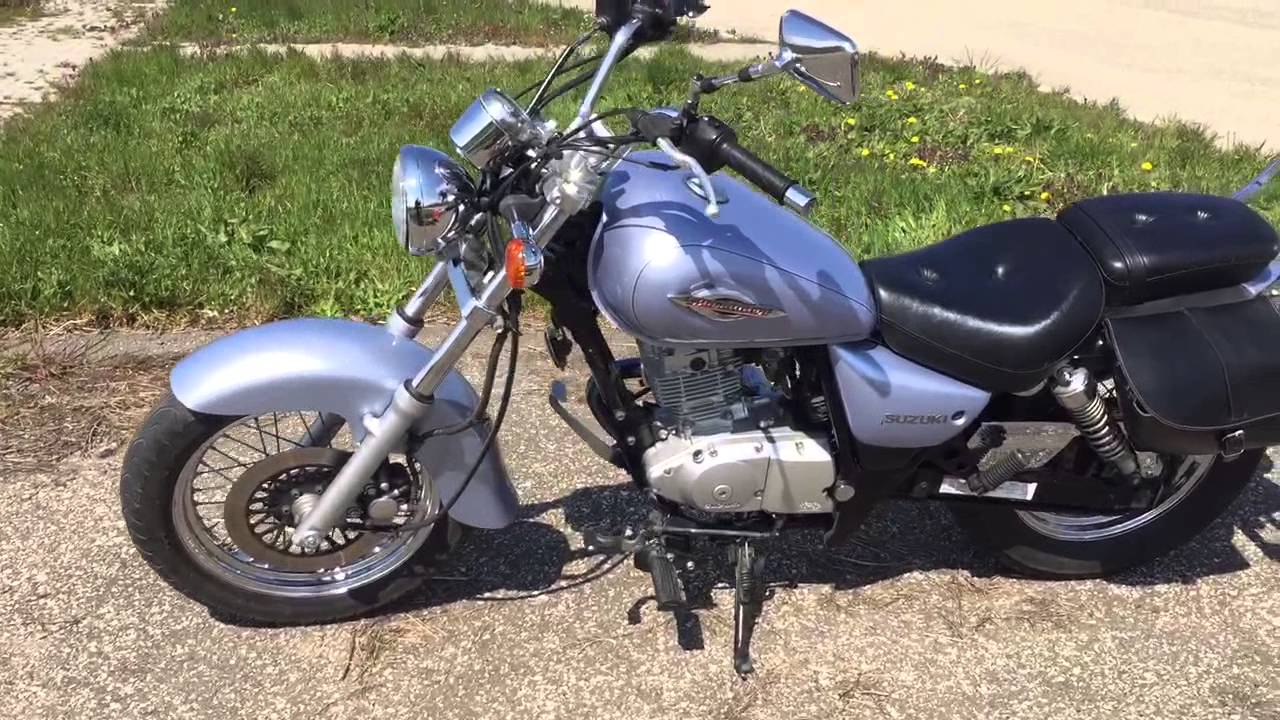Suzuki Marauder 125 Turn Out exhaust - YouTube