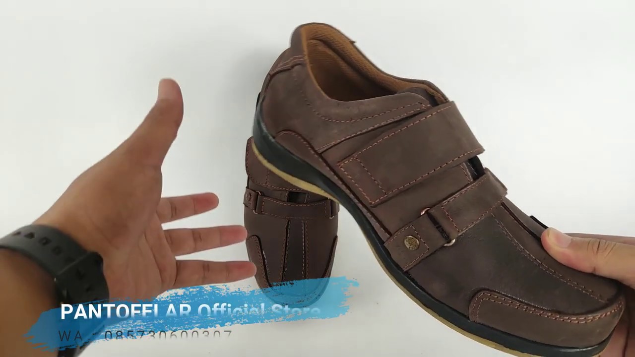 Sepatu pria kulit asli sepatu kasual kretekan warna  coklat  