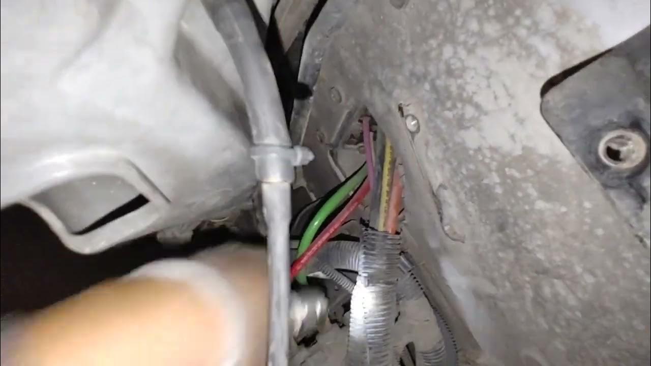 Freightliner Century wiper motor bad? how to change? YouTube