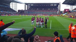 Celebrations after Alan Hutton scores against Blues (4-2)