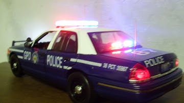 Custom 18th scale GOTHAM CITY POLICE DEPARTMENT Crown Vic diecast with working lights