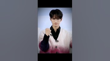 junhui in specs😻 #jun #junhui #wenjunhui #moonjunhui #seventeenjun #seventeen #svt #fyp